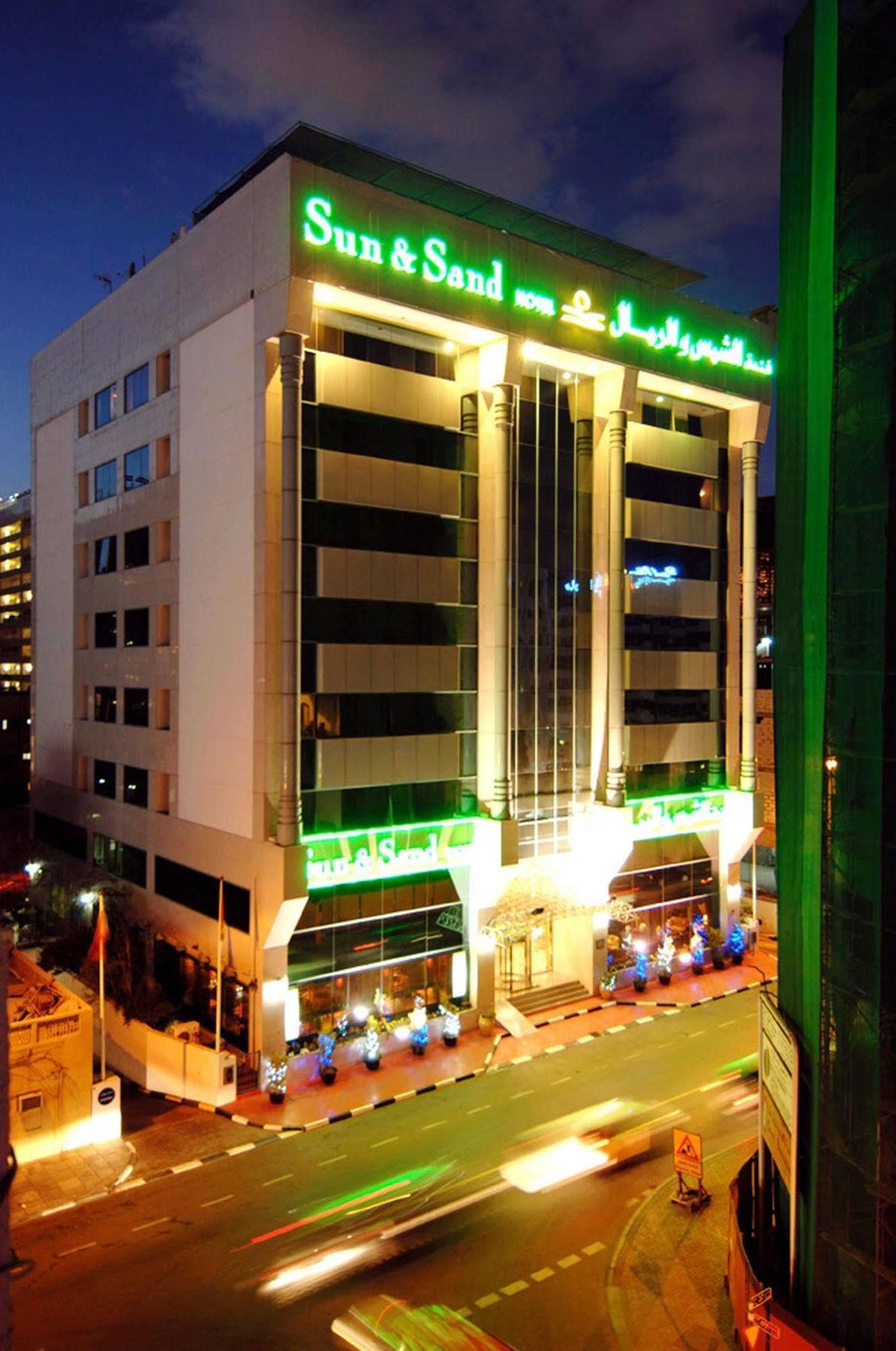 الشمس والرمال 3* دبي